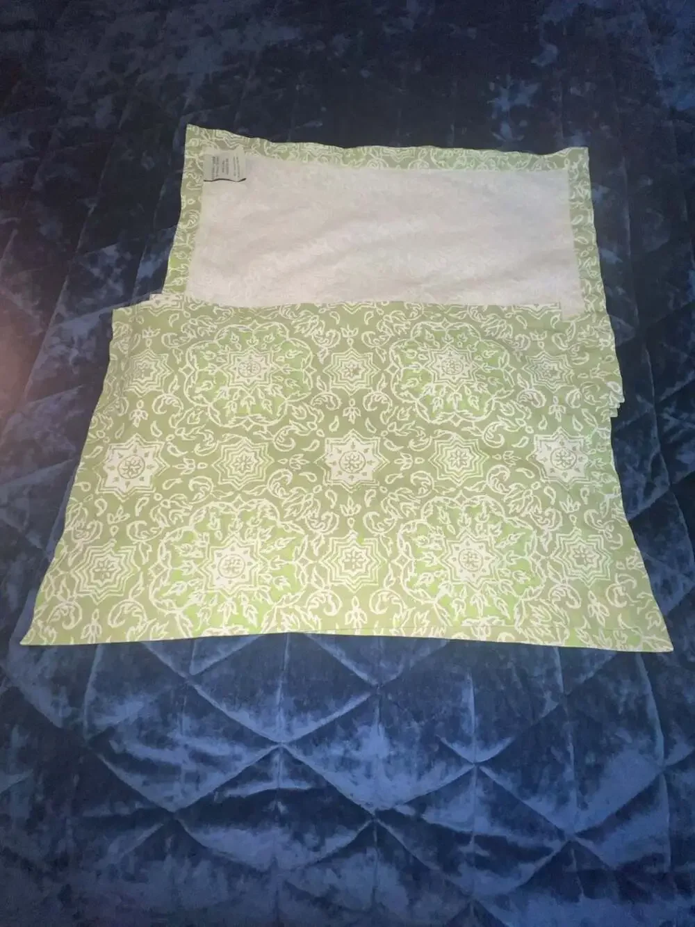 Pottery Barn Green and White Floral Block Print Cotton Placemats - Set of 8